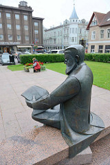 Carl Robert Jakobson Denkmal in Fellin / Viljandi, Estland - Schriftsteller und Pädagoge.
