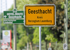 Ortschild / Stadtgrenze von Geesthacht, Kreis Herzogtum Lauenburg.