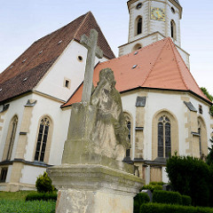 Spätgotischen Stadtkirche Zum heiligen Leichnam / Corporis Christi. Dreischiffige Hallenkirche, Ersterwähnung der Kirche 1209.