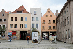 Rückseite vom Cäsarbogen in Toruń; Mietshaus aus der ersten Hälfte des 18. Jahrhunderts - Durchbruch 1911, Architekt Carl Cäsar. Durch die Nachbarhäuser wurde 1936 Durchfahrten errichtet.