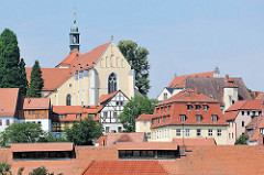 Blick über die Dächer von Meißen zur Kirche St. Afra;  Pfarrkirche / Klosterkirche - Ursprungsgebäude von 1205, Umbauten im 15. Jahrhundert.