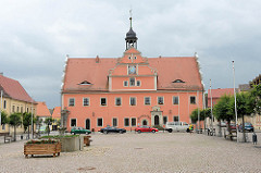 Marktplatz und Rathaus in Belgern; errichtet 1578 als Renaissancebau