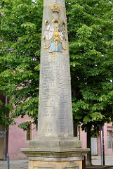 Postdistanzsäule / Postmeilensäule - verkehrshistorisches Denkmal in Belgern; ursprünglich aufgestellt 1730 - 1963 abgebaut; 1966  Kopie von Bildhauer H. Geist erstellt.