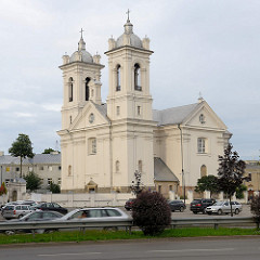 Kirche des Heiligen Kreuzes / Karmeliter in Kaunas - spätbarocke Kirchenarchitketur, geweiht 1700 /  Architekt Pietro Putinis.