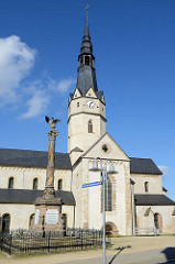 St. Ulrici Kirche in Sangerhausen - romanischer Baustil; Bestandteil der Straße der Romanik, ursprünglich erbaut im 12. Jahrhundert.