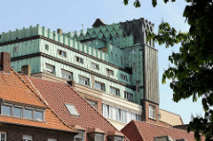 Expressionistische Architektur in Münster - Raphaelsklinik mit Kupferdach; erbaut 1928,  Architekt  Regierungsbaumeister Carl Brocker.