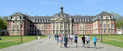 Fürstbischöfliches Schloss in Münster; erbaut 1767 - 1787 im Stil des Barock erbautes Residenzschloss für Münsters vorletzten Fürstbischof Maximilian Friedrich von Königsegg-Rothenfels. Der Architekt war Johann Conrad Schlaun. Seit 1954 ist es S