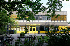 Gebäude vom Gymnasium Hamburg Ohlstedt.