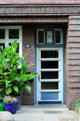 Unter Denkmalschutz stehender Siedlungsbau in der Alsterdorfer Straße von Hamburg Alsterdorf. Backsteingebäude / Wohngebäude wurden 1929 errichtet - Architekten Friedrich Steineke + Johannes Voth.
