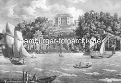 Historische Ansicht der Elbe bei Ottensen / Altona; Frachtsegler und Ruderboote auf dem Wasser.  Auf dem Elbhang das Gebäude von Rainvilles Gasthof mit Garten; Architekt vom Landhaus  Christian Frederik Hansen.
