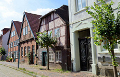 Denkmalgeschützte Wohnhäuser / Fachwerkgebäude in der Klingbergstraße von Boizenburg/Elbe.