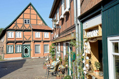 Historische Architektur in der Elbstadt Boizenburg - Blick zu einem denkmalgeschützten Wohnhaus in der Klingbergstraße.