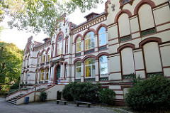 Schulgebäude vom Lessing Gymnasium in Hamburg-Harburg, das unter Denkmalschutz stehende Schulhaus wurde 1902 errichtet - Architekt Friedrich Homann.