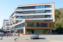 Neubauten von Büros und Wohnhäusern an der Großen Elbstraße / Neumühlen im Hamburger Stadtteil Ottensen.