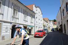 Historische Architektur, Bürgerhäuser in der Stadt Krems an der Donau - Architektur ursprünglich erbaut u.a. im 16./17. Jahrhundert.
