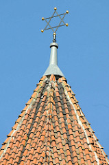 Turmspitze der Synagoge von Krumau an der Moldau / Český Krumlov; errichtet 1909 - Architekt  Victor Kafka. Die profanierte Synagoge ist seit 1958 ein geschütztes Kulturdenkmal.