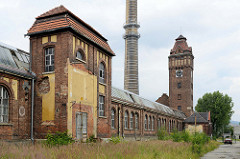 Historische Industriearchitektur der ehemaligen Dierig Textilwerke / Bielbaw - Industrieruine in der polnischen Stadt Langenbielau/Bielawa.
