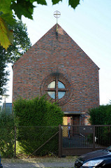 Katholische Kirche St. Theresia vom Kinde Jesu in Finow, geweiht 1934 - Architekt  Josef Bachem.