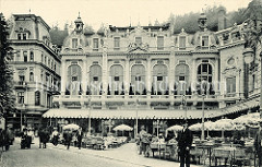 Alte Fotografie vom Grandhotel / Café Pupp in Karlsbad; neobarocker Prachtbau - Hotel mit 228 Zimmern, Architekten  Ferdinand Fellner und Hermann Helmer.