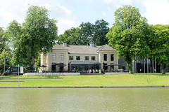 Die alte Hansestadt Deventer liegt am Fluss IJssel in der Provinz Overijssel in den Niederlanden.