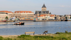 Kampen ist eine Gemeinde und ehemalige Hansestadt in der niederländischen Provinz Overijssel.