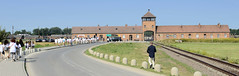 Das Konzentrationslager Auschwitz war ein deutscher Lagerkomplex zur Zeit des Nationalsozialismus.