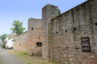 Bilder aus der Stadt Elburg am Veluwemeer in den Niederlanden - ehemalige Hansestadt.