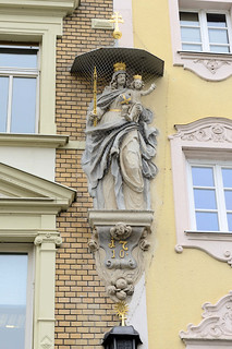 Straubing ist eine kreisfreie Stadt  in Ostbayern - das Stadtgebiet Straubings erstreckt sich entlang der Donau.