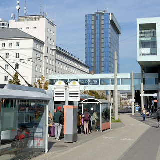 Linz ist die Landeshauptstadt von Oberösterreich und liegt an der Donau.