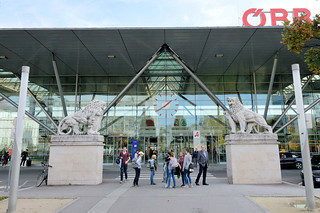 Linz ist die Landeshauptstadt von Oberösterreich und liegt an der Donau.