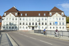 Donauwörth  ist eine Kreisstadt im schwäbischen Landkreis Donau-Ries im Bundesland Bayern.