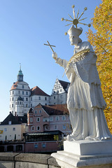 Neuburg a. d. Donau  ist eine Große Kreisstadt in Oberbayern.