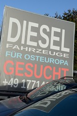 Ein Autohändler an der Segeberger Chaussee nahe Kayhude sucht Dieselfahrzeuge für Osteuropa.