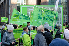 Klimastreik - Neustart Klima, Demonstration Fridays for Future am 29.11.2019 mit ca. 50 000 TeilnehmerInnen in Hamburg.