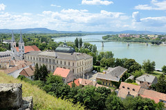 Fotos von Esztergom, Gran - Stadt in Nordungarn an der Donau.