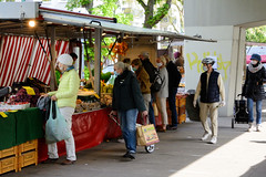 Wochenmarkt, Isemarkt in der Isestraße im Hamburger Stadtteil Harvestehude.