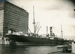 Altes Bild vom   Union-Kühlhaus in Hamburg Neumühlen.