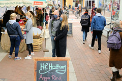 Fotos vom Wochenmarkt am Spritzenplatz in Hamburg Ottensen zu Zeiten der Corona-Seuche 2020.