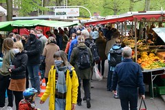 Bilder vom Wochenmarkt - Goldbekmarkt in Hamburg Winterhude zu Corona-Zeiten.