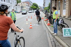 Pop-up-Bikelane der Initiative Sternenbrücke auf der Hamburger Stresemannstraße am 13.06.2020.
