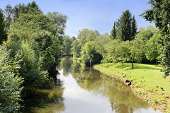 Kellinghusen  ist eine Stadt im Kreis Steinburg in Schleswig-Holstein; durch Kellinghusen fließt die Stör.