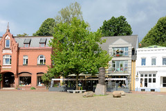 Kellinghusen  ist eine Stadt im Kreis Steinburg in Schleswig-Holstein; durch Kellinghusen fließt die Stör.