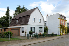 Kellinghusen  ist eine Stadt im Kreis Steinburg in Schleswig-Holstein; durch Kellinghusen fließt die Stör.