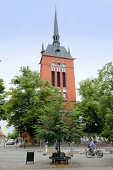 Schwedt, Oder    ist eine Stadt im Landkreis Uckermark im Bundesland Brandenburg.
