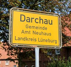 Darchau  ist ein Dorf in der Gemeinde  Amt Neuhaus, Landkreis Lüneburg in Niedersachsen.