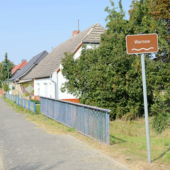 Grebbin ist ein Ortsteil der Gemeinde Obere Warnow im Landkreis Ludwigslust-Parchim in Mecklenburg-Vorpommern.