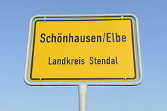 Schönhausen, Elbe ist eine Gemeinde im Landkreis Stendal in Sachsen-Anhalt.