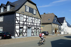 Brilon  ist eine Stadt im östlichen Sauerland von Nordrhein-Westfalen.