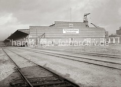 Verteilungsschuppen 60 am Kamerunkai des Süd-West-Hafens; ca. 1932.