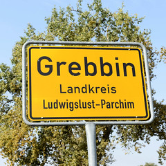 Grebbin ist ein Ortsteil der Gemeinde Obere Warnow im Landkreis Ludwigslust-Parchim in Mecklenburg-Vorpommern.